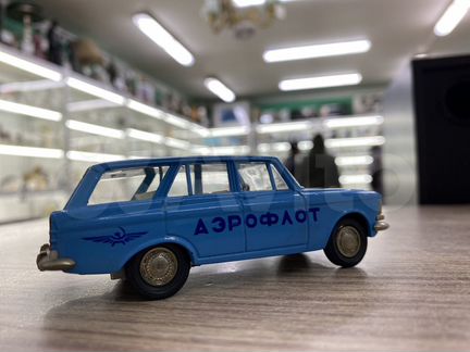 Модель автомобиля москвич 427