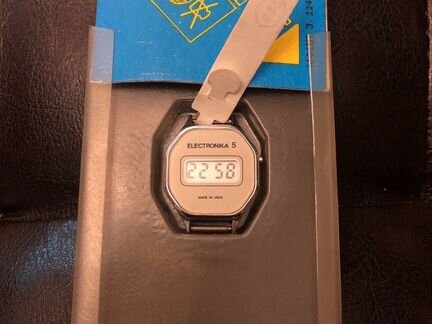 Часы женские Электроника 5 СССР