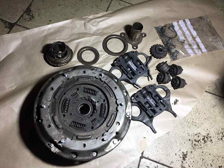 Комплект сцепления форд фокус 3 powershift. Комплект сцепления Ford Focus 3 POWERSHIFT. Сцепление Пауэр шифт фокус 3. Комплект сцепления Форд фокус 3 POWERSHIFT 2.0 sachs. Привод вилки сцепления Форд фокус 3 POWERSHIFT.