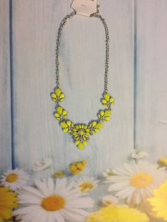 Украшение на шею