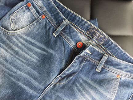 Джинсы бойфренды Zara