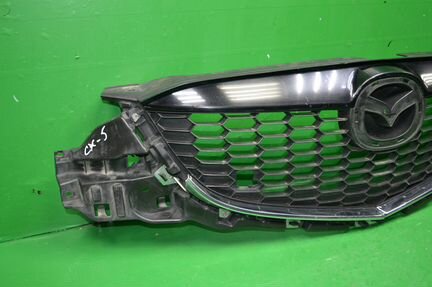 Решетка радиатора Mazda CX-5 11-15 г