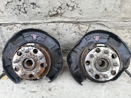 Кулак задний Lexus GS