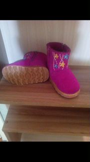 Уги для девочки р.22