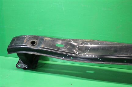 Усилитель бампера передний Hyundai Ix35 2010-2015