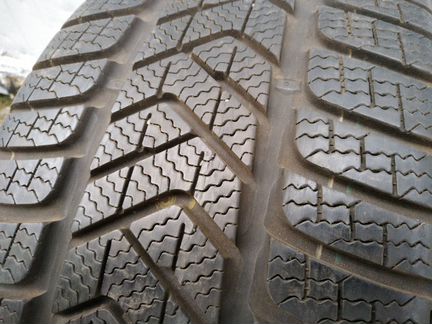 245/40 18 Pirelli Sottozero 3 Winter
