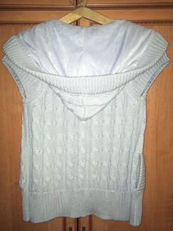 Тёплая безрукавка