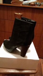 Ботинки женские