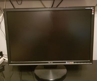 Монитор asus 22 дюйма, отличное состояние