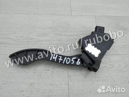 Педаль газа 7811002010 Toyota Auris E15