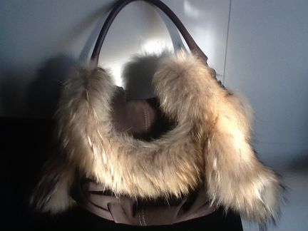 Шикарная меховая сумка Max Mara, оригинал