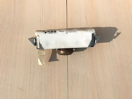 Подушка безопасности в торпедо Audi Q5 8R 2.0 2013