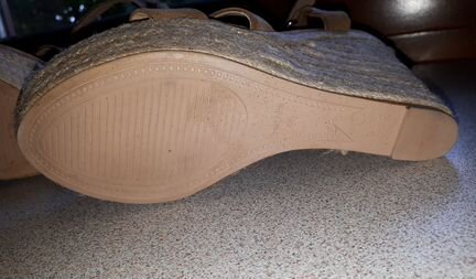 Босоножки Bershka