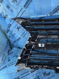 Решетка радиатора Lexus LX 450D