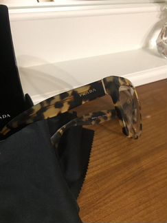 Очки солнцезащитные Prada оригинал