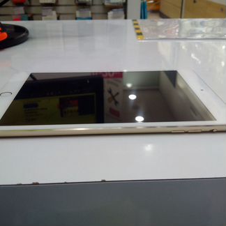 Apple iPad mini 3 64GB Wi-Fi Gold