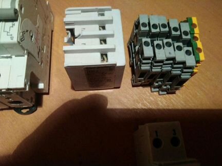 Автоматы General Electric, Контактор Allen Bradley