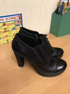 Полуботинки женские 39 размер