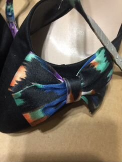 Босоножки атласные новые