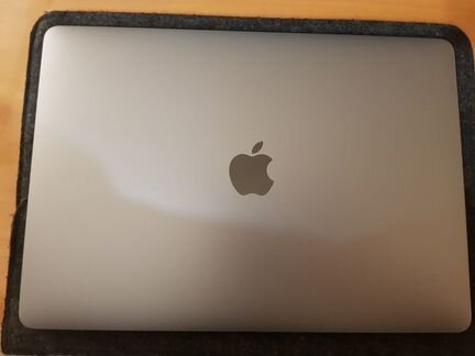 Macbook pro 13 2017 i5 2.3/8/256 Two thunderbolt
