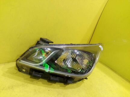 Фара левая KIA Rio 4 (17-н.в.) 92101H0000