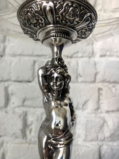 Старинная ваза для фруктов