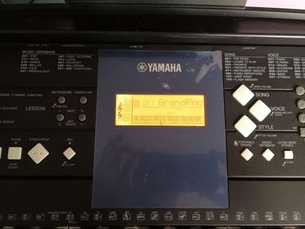 Синтезатор Yamaha pcr e333