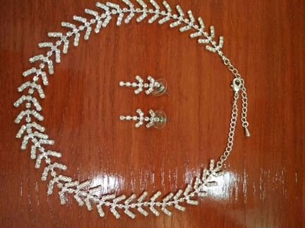 Комплект колье и серьги