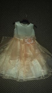 Нарядное платье на девочку 3-5 лет