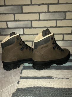 Зимние ботинки 