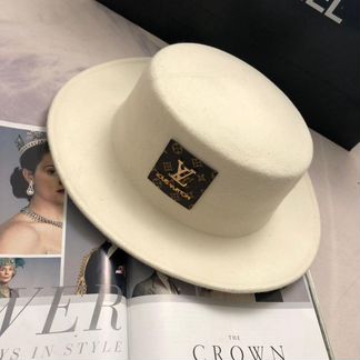 Шляпа LV