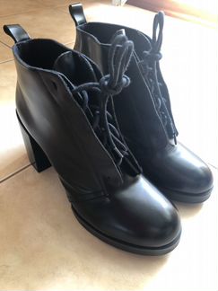 Ботильоны Cheap Monday,39р