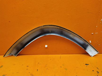 Расширитель крыла передний правый Mercedes Gl