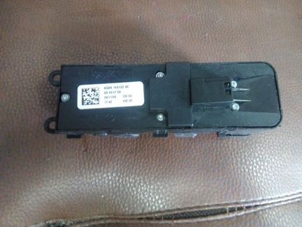 Кнопки стеклоподъемников Land Rover Freelander 2