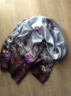 Тончайший шелковый палантин (новый)