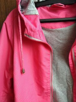 Куртка-ветровка