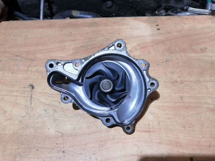 Помпа Ауди a6, а8, q7, VW Touareg