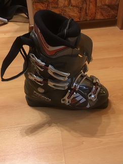 Горнолыжные ботинки, лыжи, палки, чехол