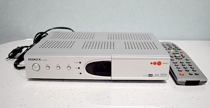 Спутниковый ресивер Humax HD-2020C