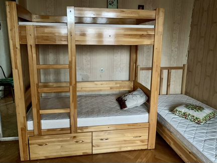 Детская двухъярусная кровать с ящиками