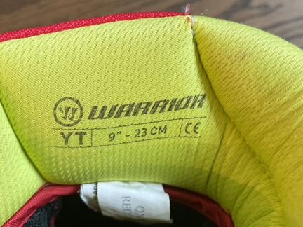 Перчатки хоккейные детские warrior