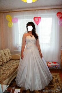 Элегантное свадебное платье