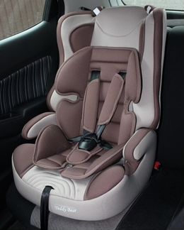 Новое автокресла. Для категории 1-2-3