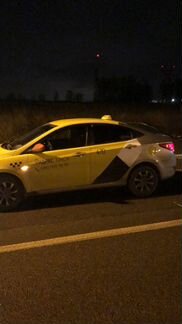 Hyundai Solaris 1.6 AT, 2012, битый, 250 000 км