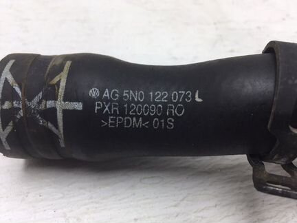 Патрубок системы охлаждения Volkswagen Tiguan 2.0