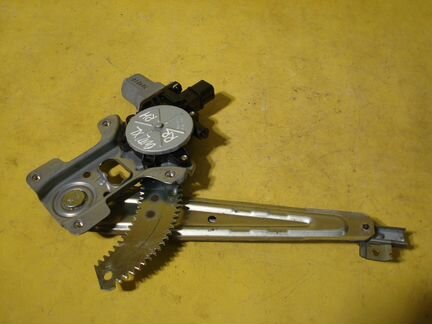 Стеклоподъемник задний правый Аутлендер XL 2006-10