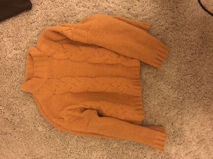 Свитер