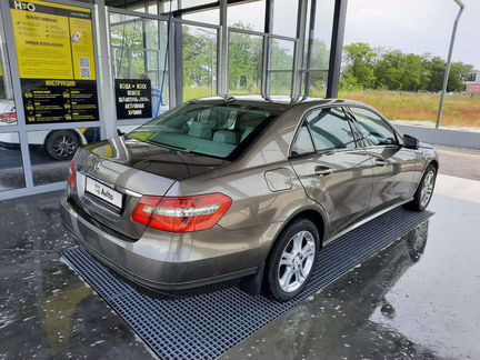 Mercedes-Benz E-класс 1.8 AT, 2010, 125 000 км