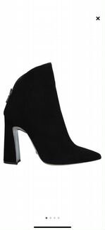 Замшевые ботильоны Sebastian