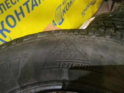 235 65 17 Michelin CrossTerrain 103T
